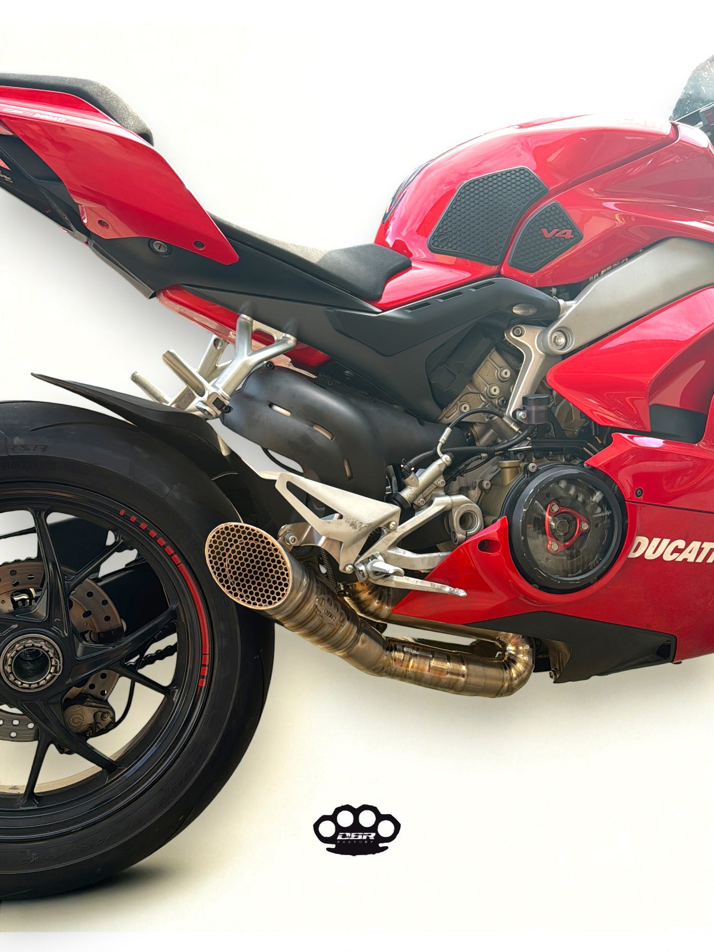 DBR Komplettauspuff aus Titan DUCATI STREETFIGHTER V4 - DUCATI PANIGALE V4 (2018-2024)